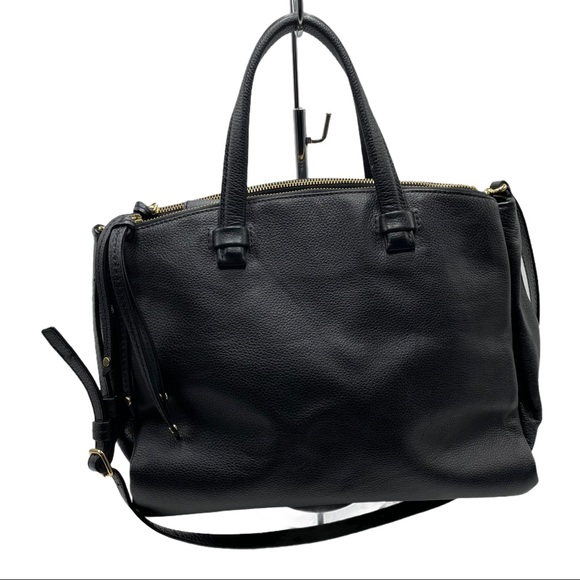 Banana Republic Handbags - Banana Republic Hartford Large Satchel Crossbody